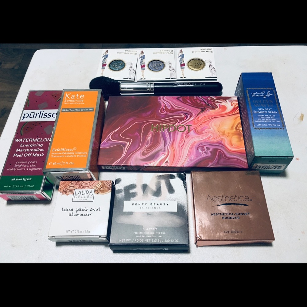 High end makeup lot NWT pallets